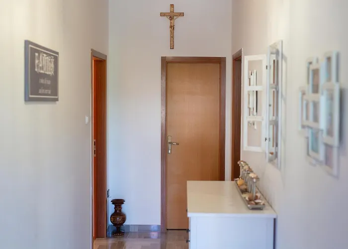Apartment Bazina - Airconditioning, Parking, 500m From The *