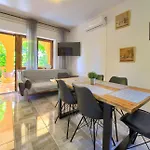 Bazina - Airconditioning, Parking, 500m From The 公寓 克尔克
